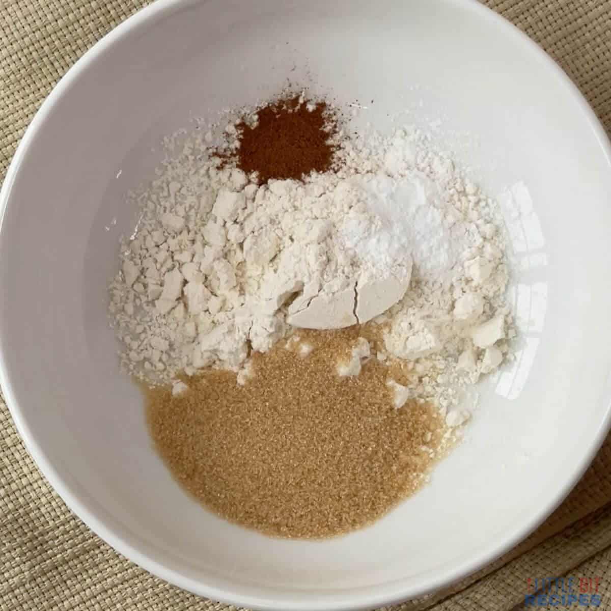 dry topping ingredients in mixing bowl.