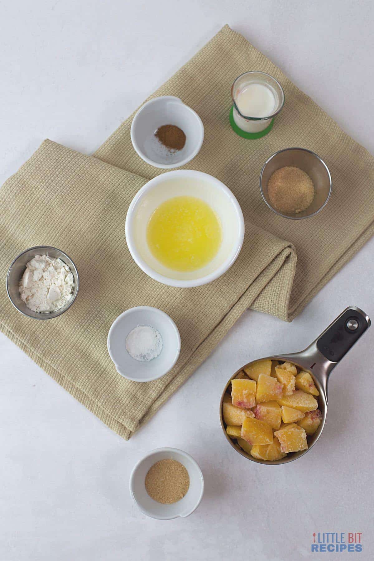 peach cobbler ingredients.