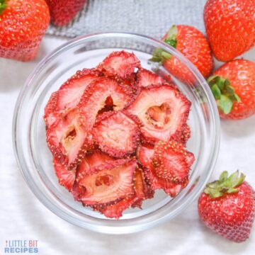 air fryer strawberries in glass bowl.
