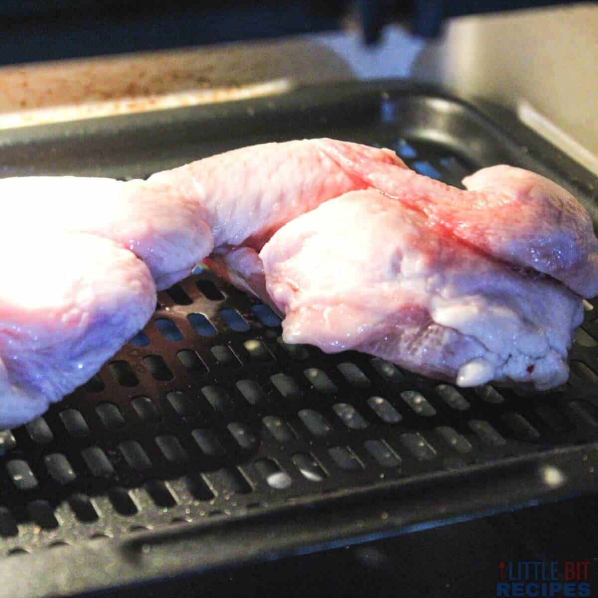 cooking frozen chicken wings in air fryer.