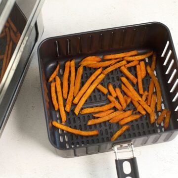 air fryer sweet potato fries.