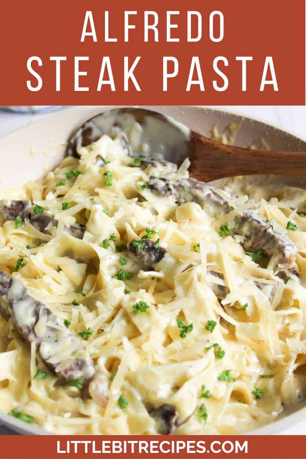 Alfredo steak pasta with text.