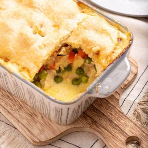 Chicken Pot Pie Casserole | Little Bit Recipes