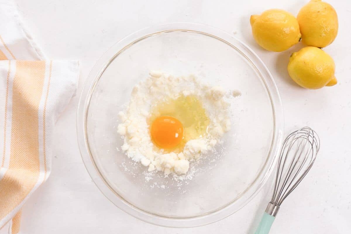 Egg added to sugar mixture.