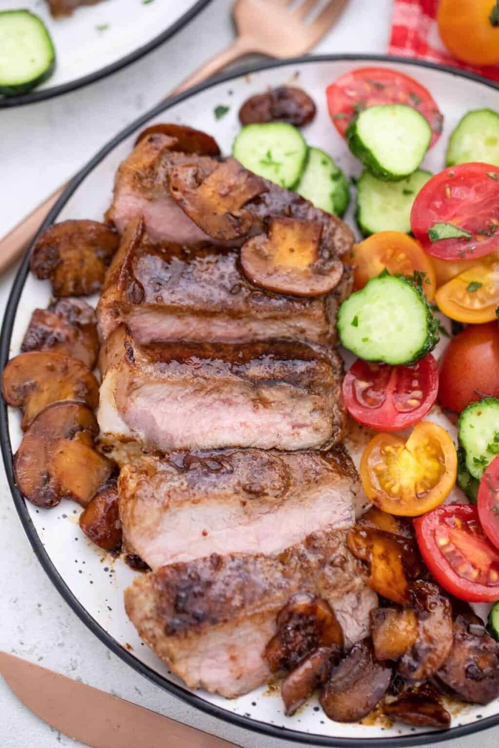 Steak and Mushrooms with Balsamic Sauce Little Bit Recipes