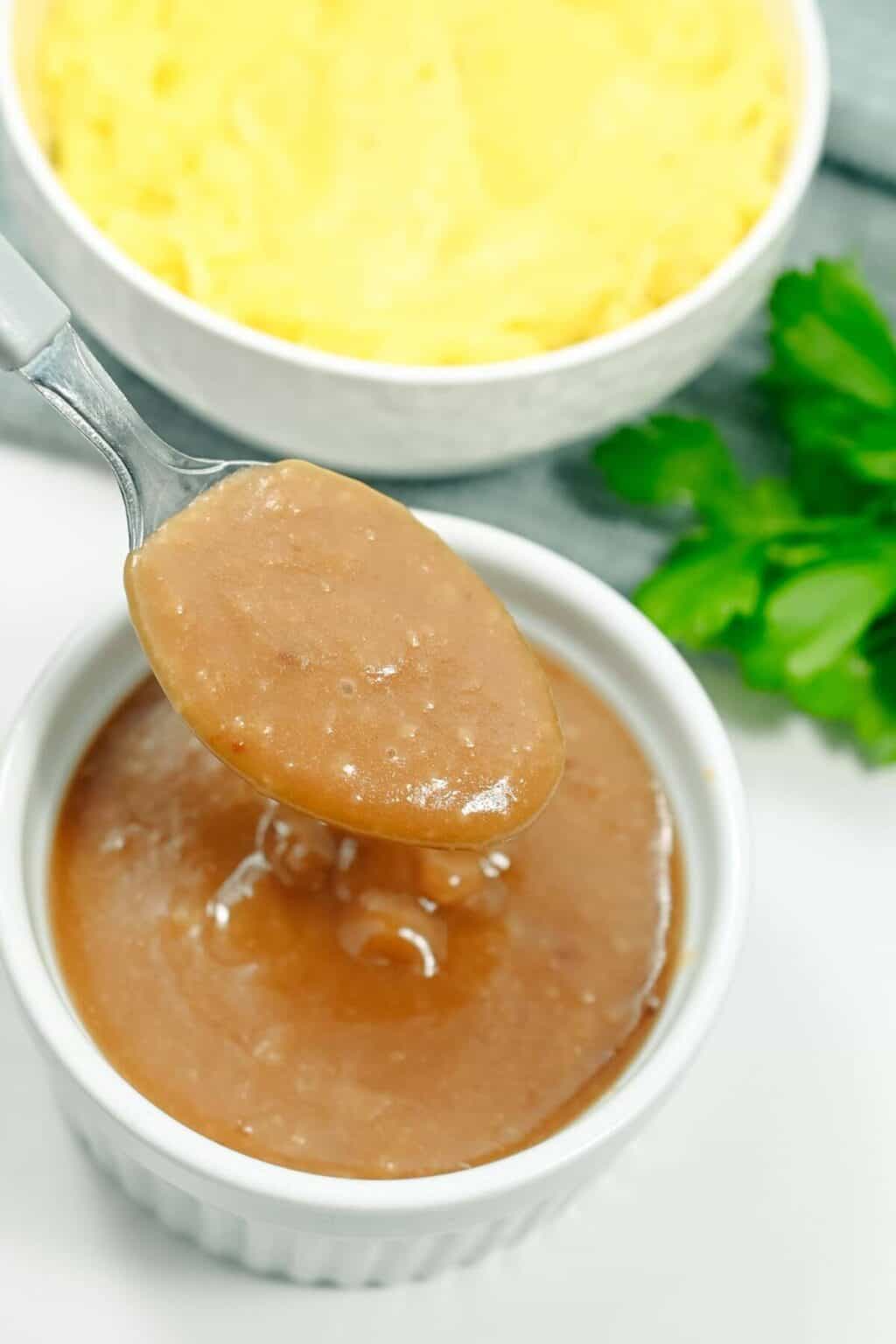 Homemade Brown Gravy (No Drippings) Little Bit Recipes
